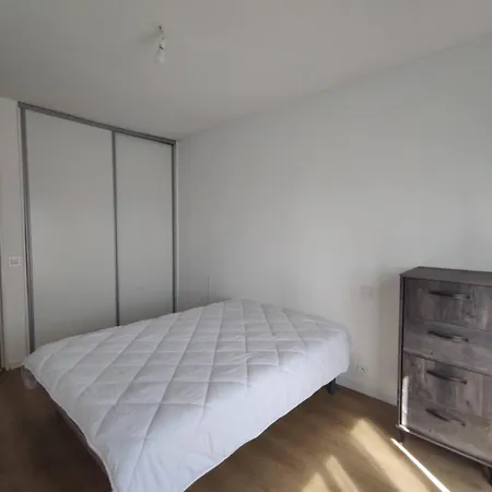 Appartement Grand Proche Centre Parking Gratuit *