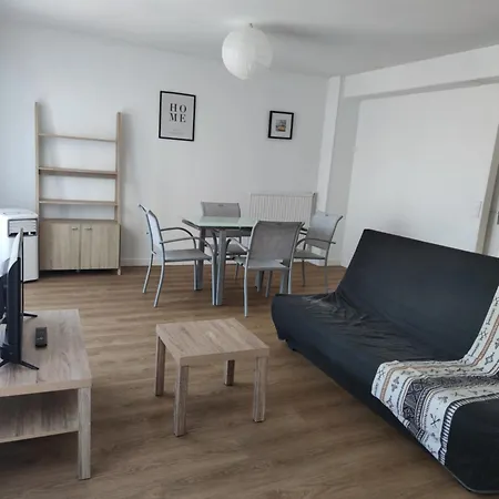 Grand Proche Centre Parking Gratuit